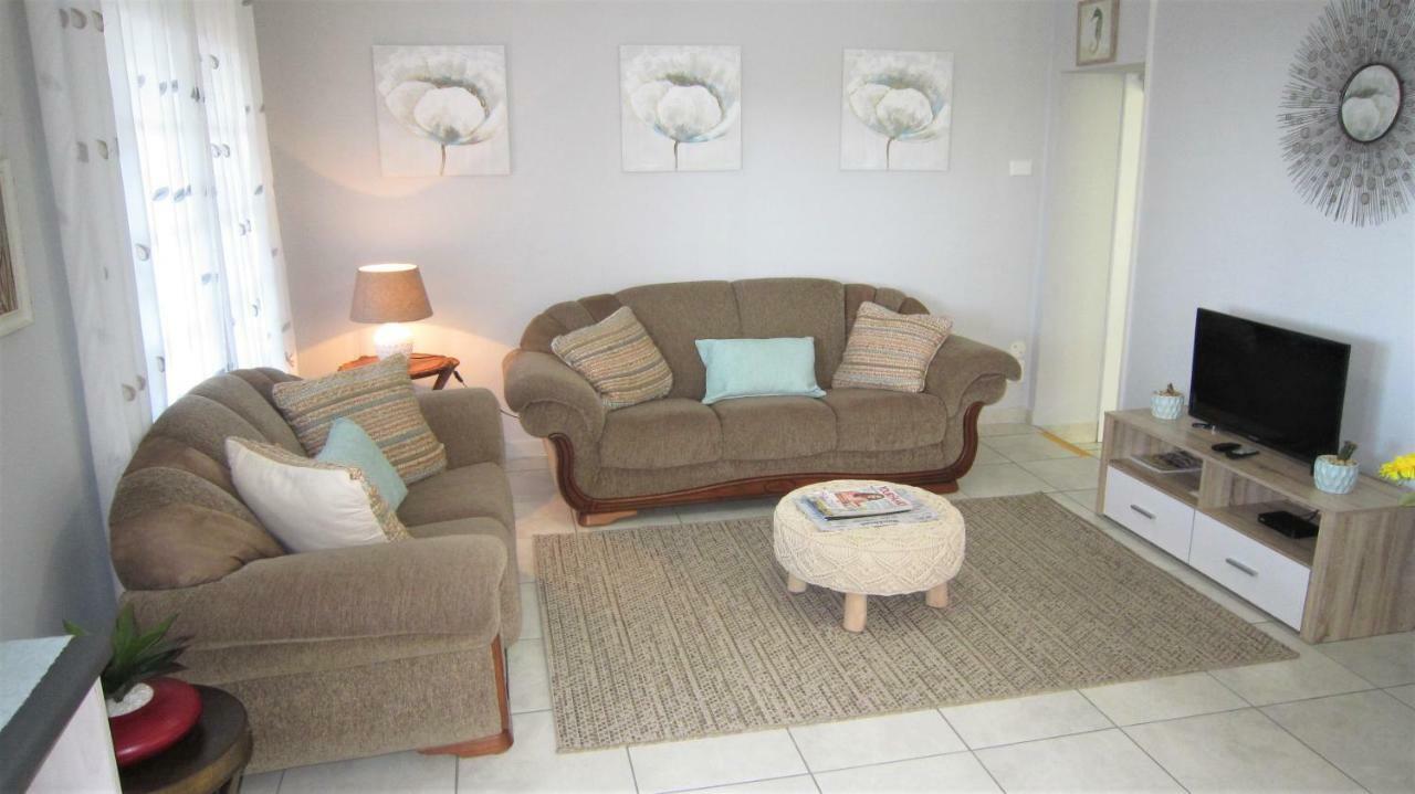 See Rus Self Catering Unit In Westbrook Kzn Private Neat And Cosy Exterior photo